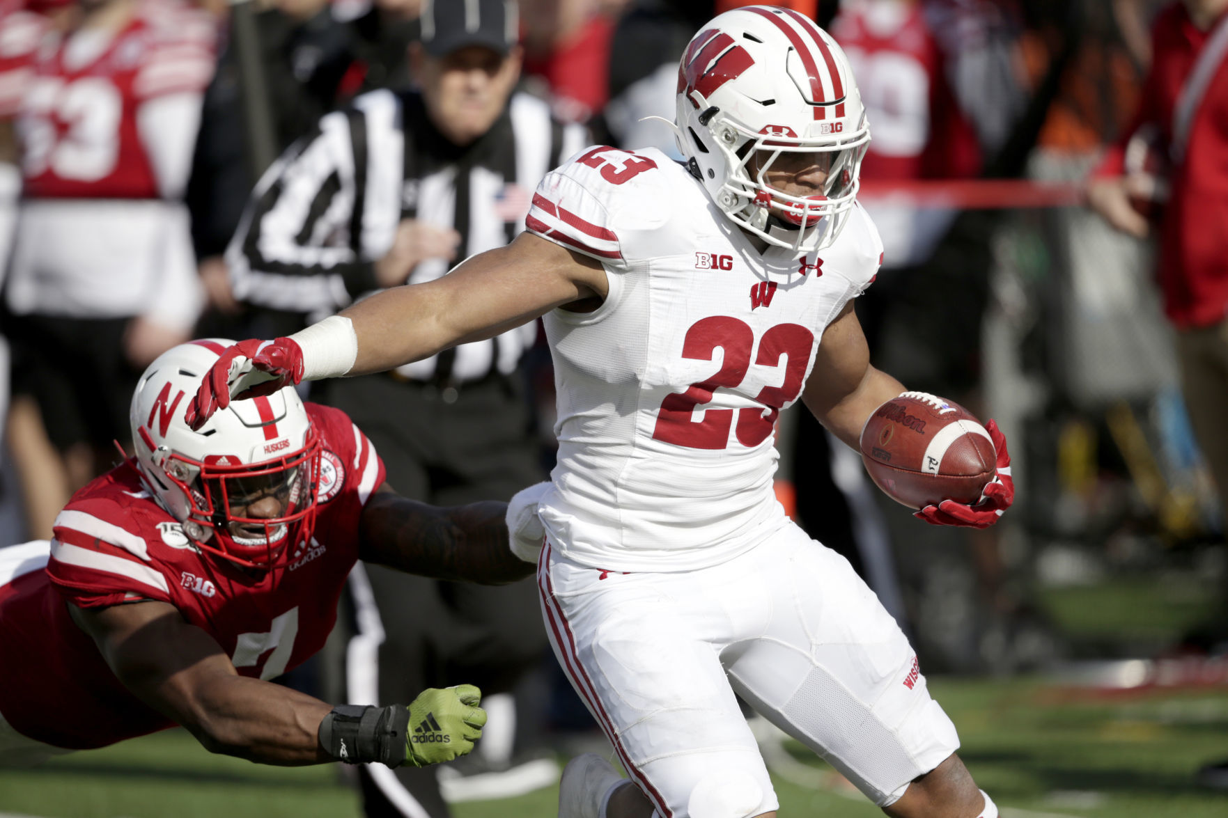 Badgers 37, Cornhuskers 21